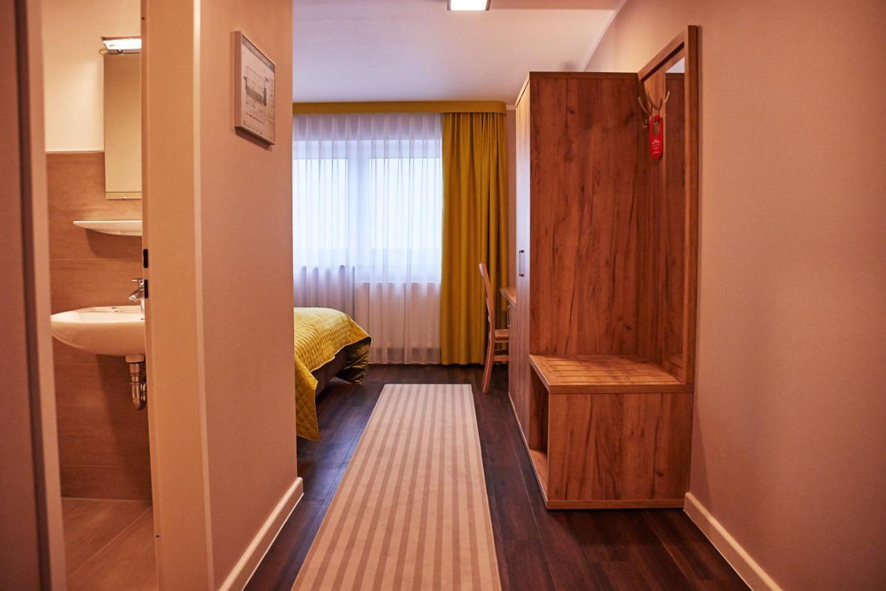 Joos Hotel Bergheim  Eksteriør billede